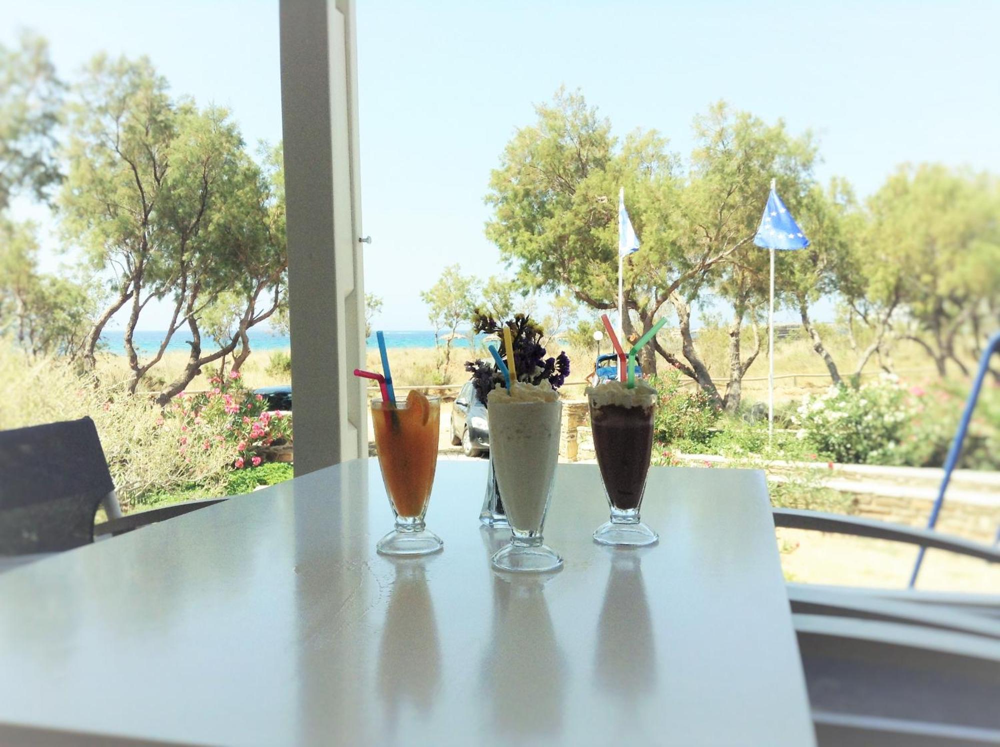 Nostos Beachfront Apartments & Studios Агиос-Иоаннис Экстерьер фото