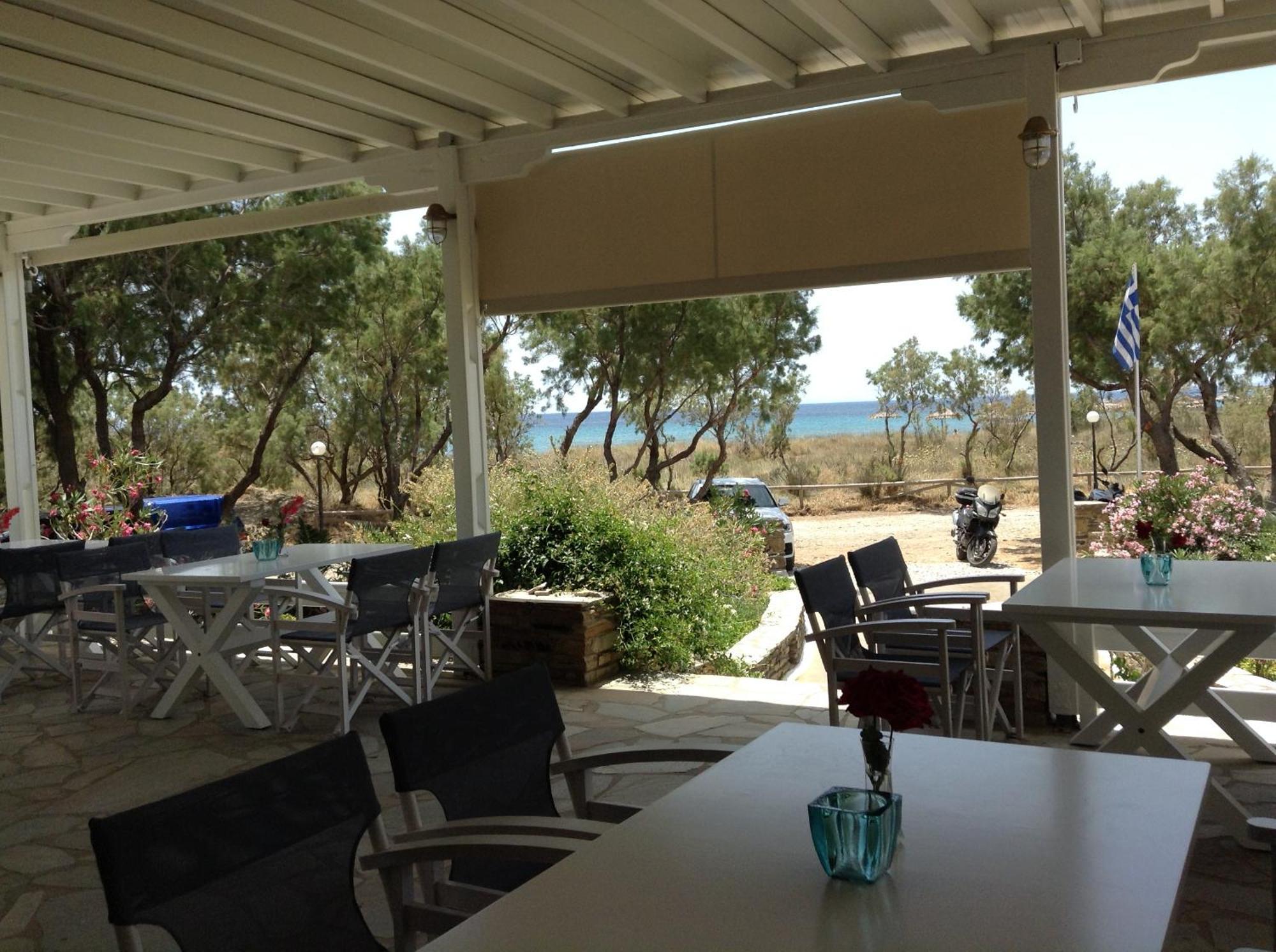 Nostos Beachfront Apartments & Studios Агиос-Иоаннис Экстерьер фото