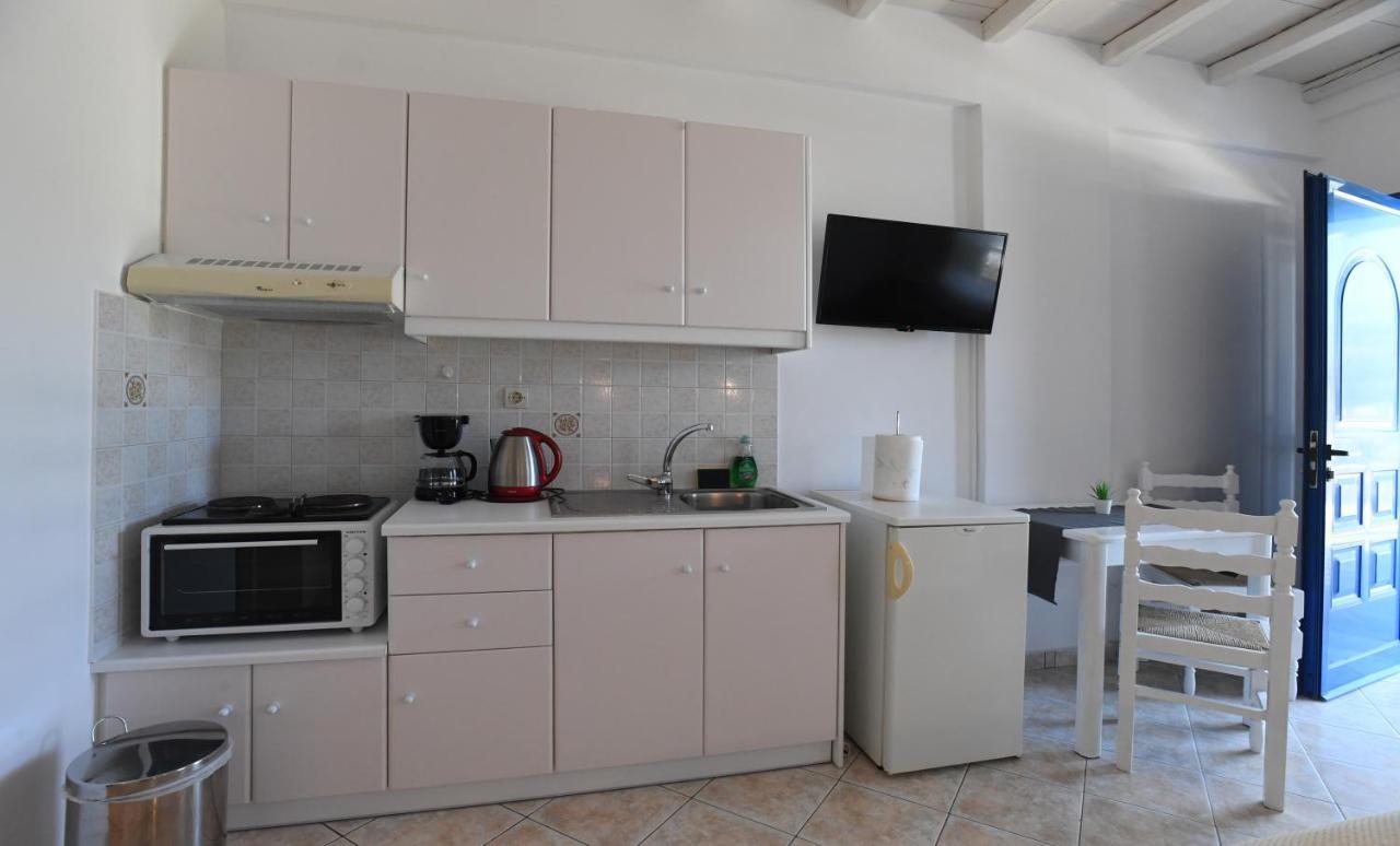 Nostos Beachfront Apartments & Studios Агиос-Иоаннис Экстерьер фото